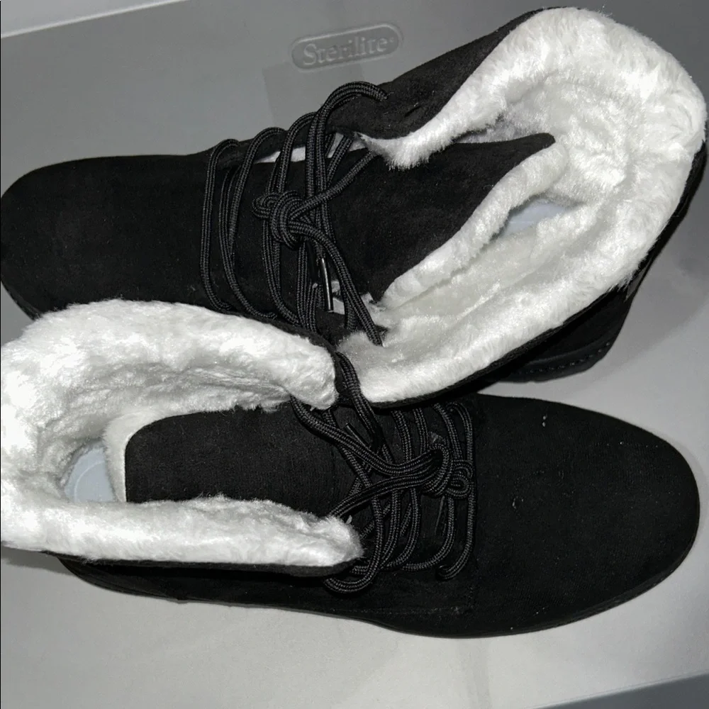 Amazon Black Lace-Up Winter Boots with White Faux-Shearling Lining